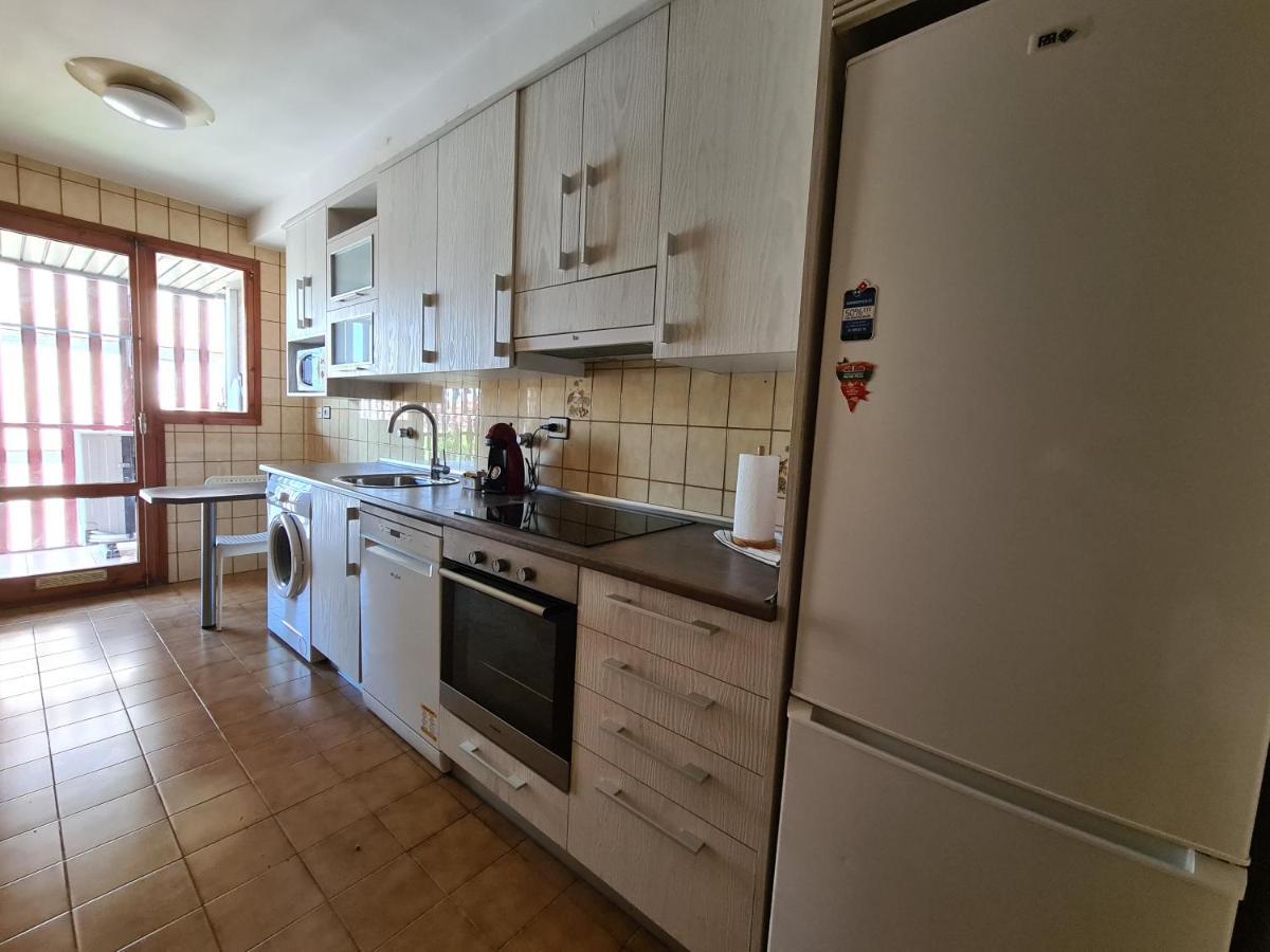 Dos Torres Tauriel - Espacioso Apartamento Con Impresionantes Vistas Y Garaje Privado Сарагоса Экстерьер фото